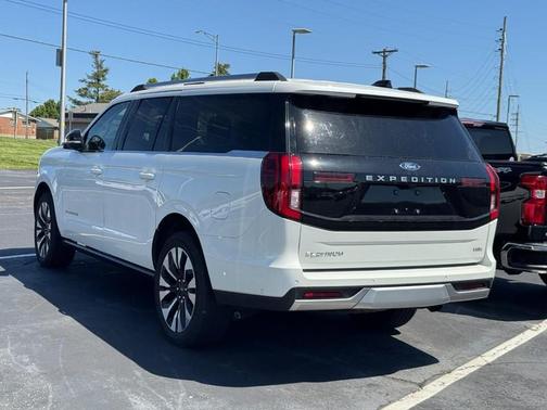 Star White Metallic Tri-Coat 2025 Ford Expedition Max Platinum