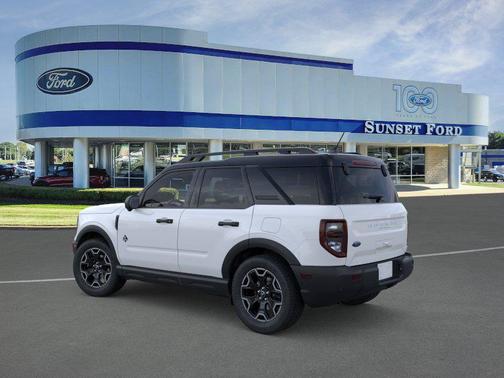 Oxford White 2026 Ford Bronco Sport Outer Banks