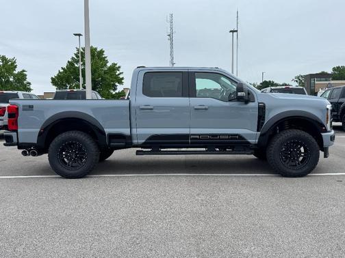 Glacier Gray Metallic Tri-Coat 2026 Ford F-250 Lariat