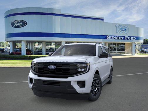 Space Silver Metallic 2026 Ford Expedition Active