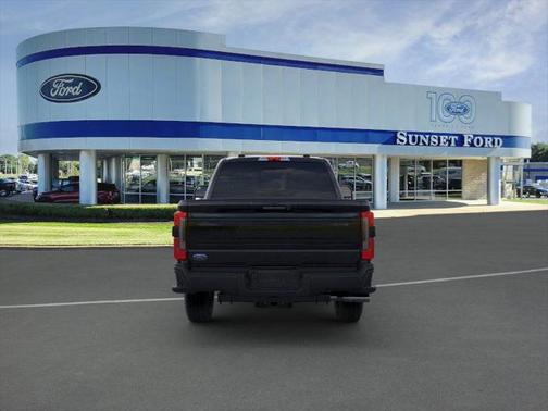 2025 Ford F-350 Platinum