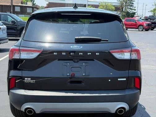 2020 Ford Escape SE