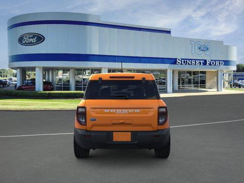 Orange Fury Metallic Tri-Coat 2026 Ford Bronco Sport Big Bend