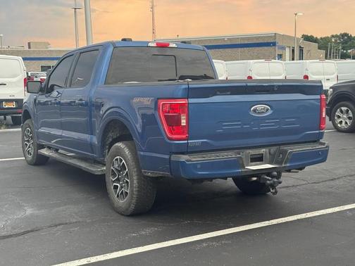 Atlas Blue Metallic 2022 Ford F-150 XLT