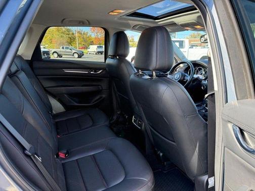 2022 Mazda CX-5 Carbon Edition