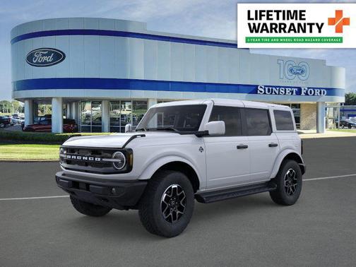 Oxford White 2026 Ford Bronco Outer Banks