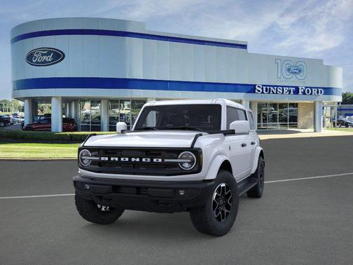 Oxford White 2026 Ford Bronco Outer Banks