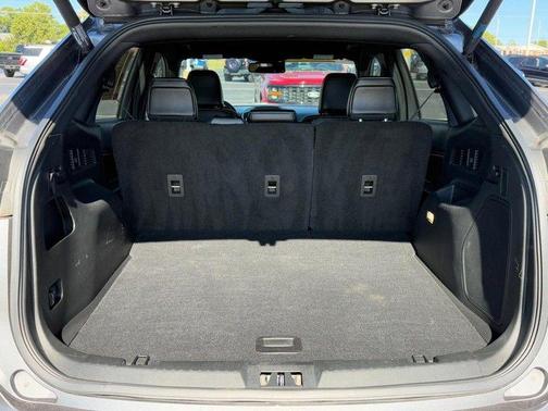 2022 Ford Edge ST