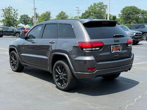 2021 Jeep Grand Cherokee Laredo