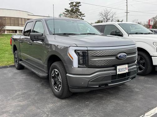2023 Ford F-150 Lightning XLT