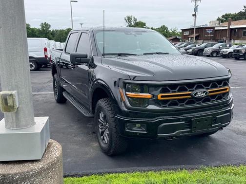 Agate Black Metallic 2025 Ford F-150 Tremor