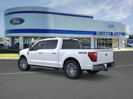 Star White Metallic Tri-Coat 2026 Ford F-150 Lariat