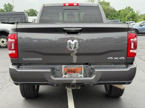2022 RAM 2500 Laramie Crew Cab 4x4 6'4' Box
