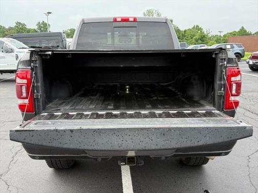 2022 RAM 2500 Laramie Crew Cab 4x4 6'4' Box