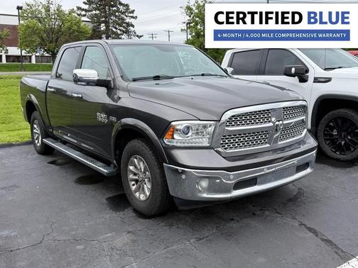Granite Crystal Metallic Clearcoat 2018 RAM 1500 Laramie
