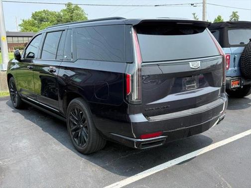 2022 Cadillac Escalade ESV Sport