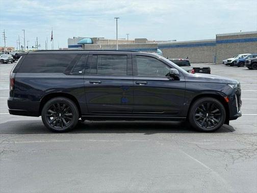 2022 Cadillac Escalade ESV Sport
