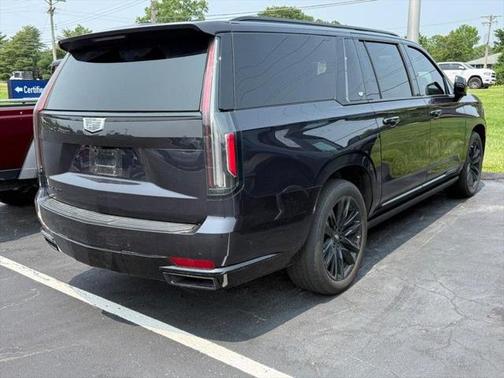 2022 Cadillac Escalade ESV Sport