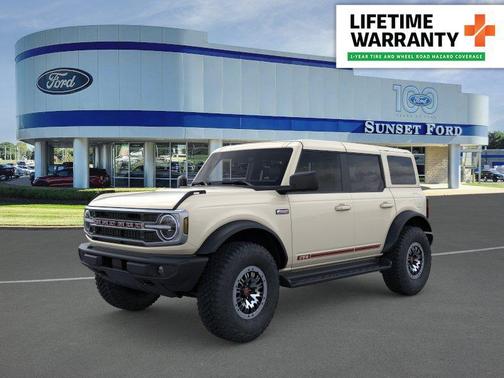 Wimbledon White 2026 Ford Bronco Outer Banks