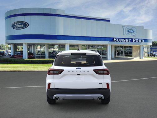2026 Ford Escape PHEV Base