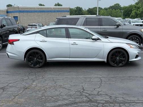 2019 Nissan Altima 2.5 Platinum