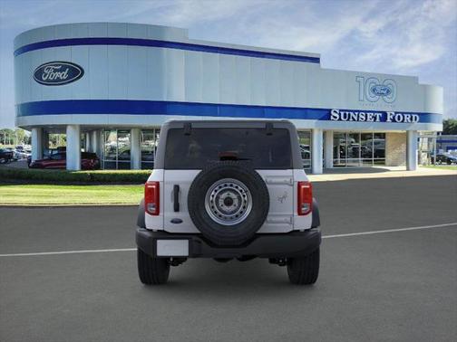 2025 Ford Bronco Base