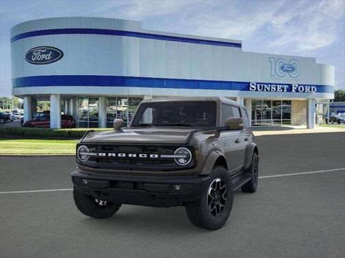 2025 Ford Bronco Outer Banks