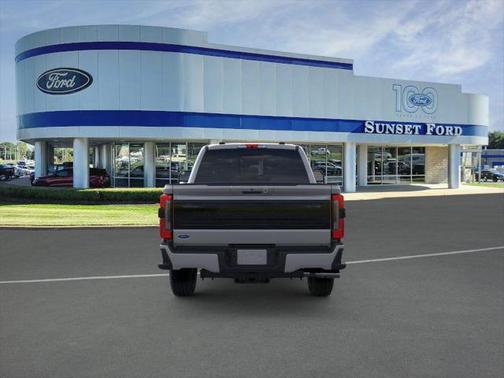 2025 Ford F-350 Platinum