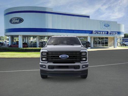 2025 Ford F-350 Platinum