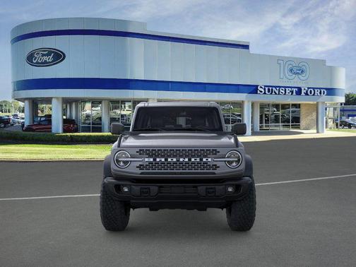 Carbonized Gray Metallic 2026 Ford Bronco Badlands