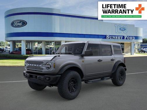 Carbonized Gray Metallic 2026 Ford Bronco Badlands