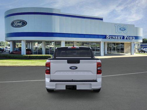 2026 Ford Maverick Lobo Standard