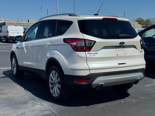 White Platinum Metallic Tri-Coat 2017 Ford Escape Titanium