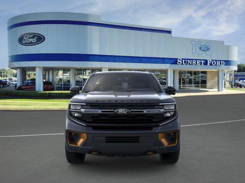 Agate Black Metallic 2026 Ford Expedition Tremor