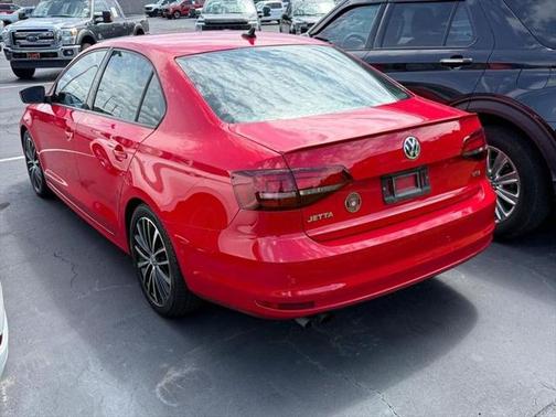 2016 Volkswagen Jetta 1.8T Sport