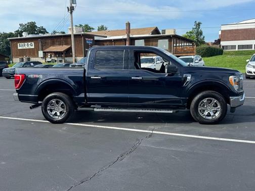Antimatter Blue Metallic 2022 Ford F-150 XLT