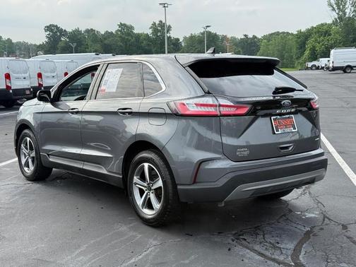 Carbonized Gray Metallic 2024 Ford Edge SEL