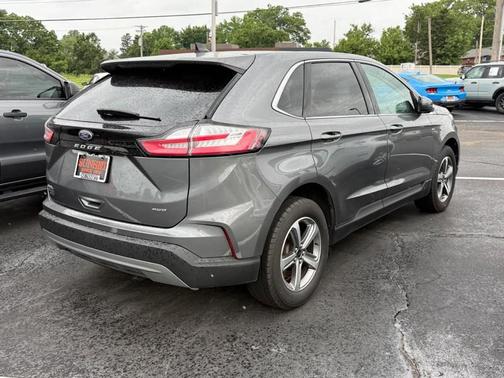 Carbonized Gray Metallic 2024 Ford Edge SEL