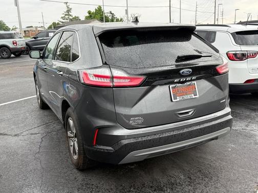 Carbonized Gray Metallic 2024 Ford Edge SEL