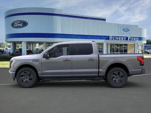 2025 Ford F-150 Lightning Flash