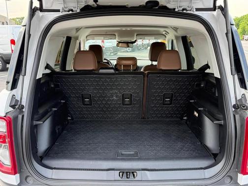 Oxford White 2022 Ford Bronco Sport Outer Banks