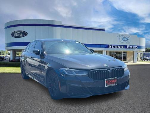 Black Sapphire Metallic 2021 BMW 530 530i