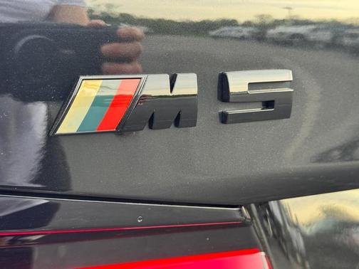 Black Sapphire Metallic 2021 BMW 530 530i