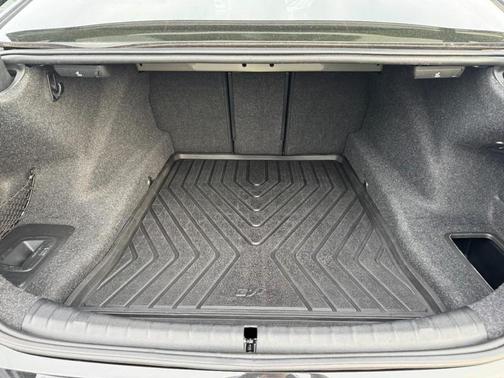 Black Sapphire Metallic 2021 BMW 530 530i