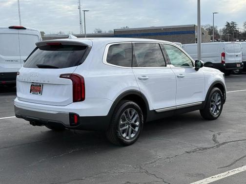 2025 Kia Telluride LX