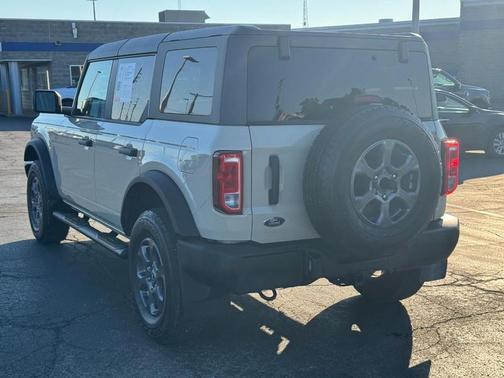Desert Sand 2025 Ford Bronco Big Bend