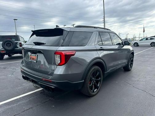 Carbonized Gray Metallic 2023 Ford Explorer ST