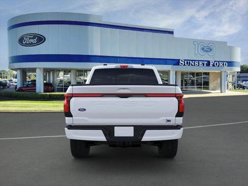2025 Ford F-150 Lightning LARIAT