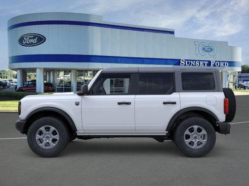 Oxford White 2026 Ford Bronco Big Bend