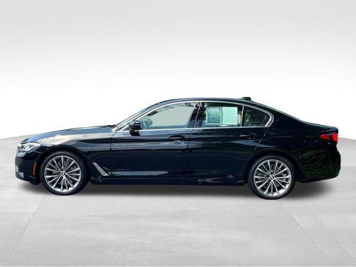 2022 BMW 530 i xDrive